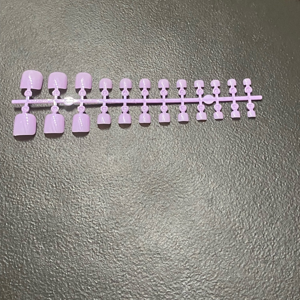 Lavender Press-On Nails